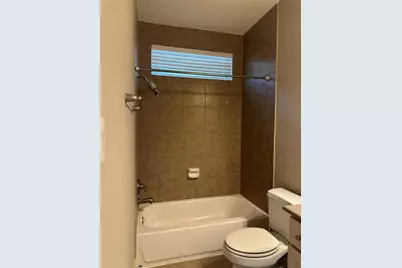 1241 Nelson Falls Lane, Houston, TX 77008 - Photo 15