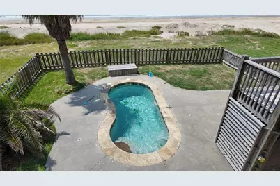 2256 Highway 87, Gilchrist, TX 77617 - Photo 1