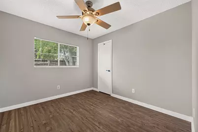 10814 Parkland Woods Drive, Sugar Land, TX 77498 - Photo 23