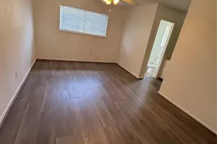 9332 Tooley Dr, Houston, TX 77031 - Photo 5