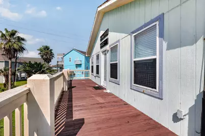 3259 Pirates Cove, Crystal Beach, TX 77650 - Photo 11