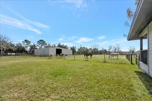 12335 2nd St, Dickinson, TX 77539 - Photo 43