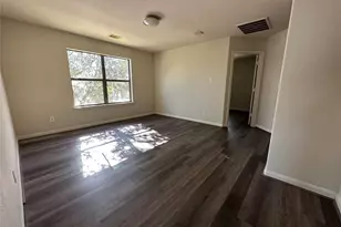 6602 Providence View Ln, Houston, TX 77049 - Photo 13