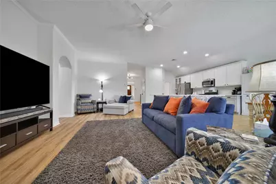 18510 Bluewater Cove Drive, Humble, TX 77346 - Photo 9
