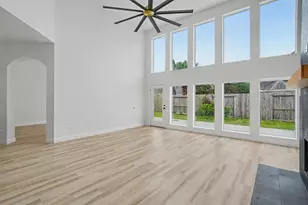 2905 Summer Cape Ct, League City, TX 77573 - Photo 5