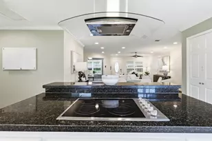 1734 Knightwick Dr, Houston, TX 77008 - Photo 23