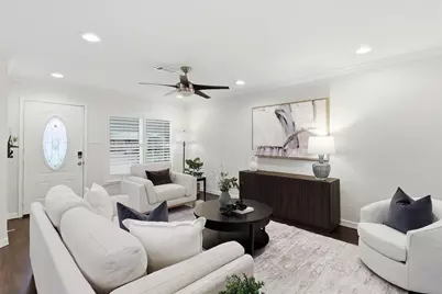 1734 Knightwick Drive, Houston, TX 77008 - Photo 9