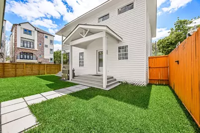 302 W Drew Street, Houston, TX 77006 - Photo 7
