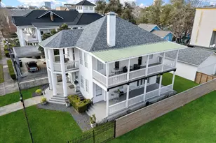 302 W Drew St, Houston, TX 77006 - Photo 45