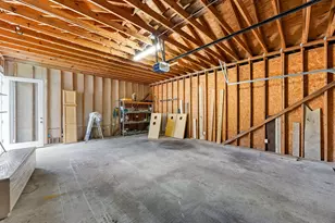 302 W Drew St, Houston, TX 77006 - Photo 43