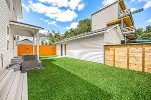 302 W Drew St, Houston, TX 77006 - Photo 37