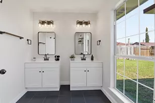 7610 Breda Dr, Baytown, TX 77521 - Photo 29