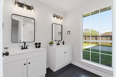 7610 Breda Drive, Baytown, TX 77521 - Photo 27