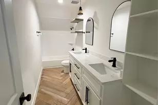 109 Cove Point, Conroe, TX 77356 - Photo 21