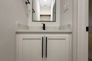 109 Cove Point, Conroe, TX 77356 - Photo 17