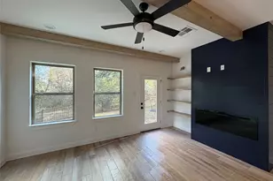 109 Cove Point, Conroe, TX 77356 - Photo 5