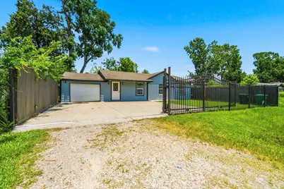 6319 Mohawk Street, Houston, TX 77016 - Photo 3