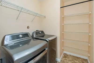 2631 Skyview Trace Court, Houston, TX 77047 - Photo 19