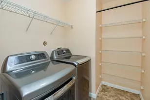 2631 Skyview Trace Ct, Houston, TX 77047 - Photo 19