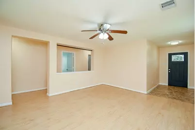 2631 Skyview Trace Court, Houston, TX 77047 - Photo 9