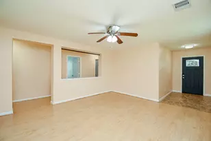 2631 Skyview Trace Ct, Houston, TX 77047 - Photo 9