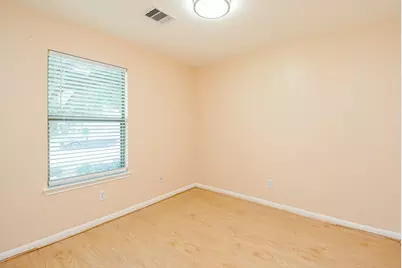 2631 Skyview Trace Court, Houston, TX 77047 - Photo 15