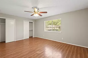 15911 Mill Point Dr, Houston, TX 77059 - Photo 9