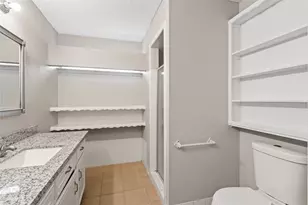 15911 Mill Point Dr, Houston, TX 77059 - Photo 13