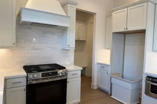 3609 Huntsford Dr, Houston, TX 77008 - Photo 7