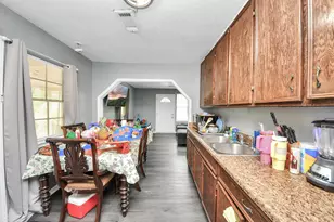 8414 Garland St, Houston, TX 77017 - Photo 5