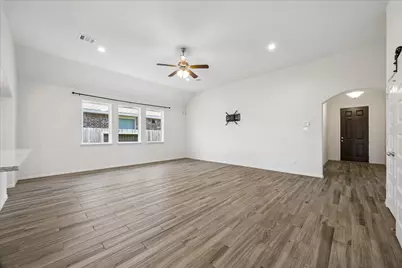 250 Ashley Way, Alvin, TX 77511 - Photo 3