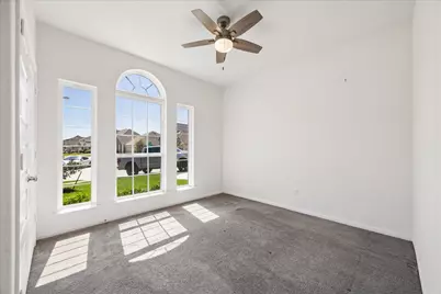 250 Ashley Way, Alvin, TX 77511 - Photo 9