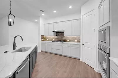 11910 Salty Bend Drive, Mont Belvieu, TX 77523 - Photo 25