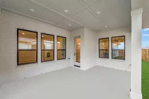 11910 Salty Bnd Dr, Baytown, TX 77523 - Photo 13