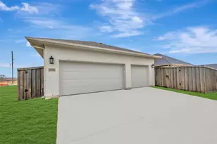 11910 Salty Bnd Dr, Baytown, TX 77523 - Photo 7