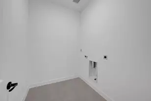 11910 Salty Bnd Dr, Baytown, TX 77523 - Photo 35