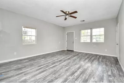 7926 Hudson Street, Houston, TX 77012 - Photo 9