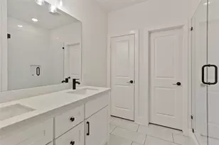 702 Azalea St, Waller, TX 77484 - Photo 17