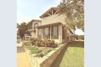 813 Brazos Harbor Circle, Granbury, TX 76048 - Photo 7