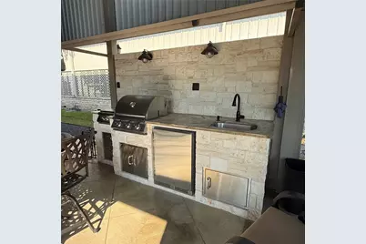 813 Brazos Harbor Circle, Granbury, TX 76048 - Photo 9