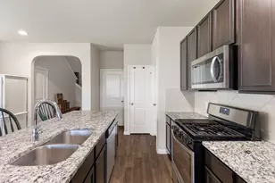 13607 Collier Park Ln, Willis, TX 77378 - Photo 9