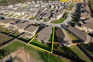 13607 Collier Park Ln, Willis, TX 77378 - Photo 31