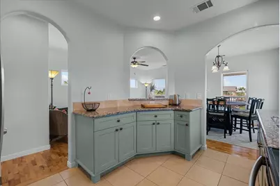 1012 22nd Street #D, Dickinson, TX 77539 - Photo 17