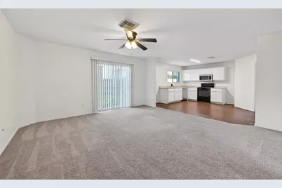 854 Darbydale Crossing Lane, Houston, TX 77090 - Photo 11