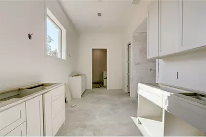 7908 Westwood Drive, Houston, TX 77055 - Photo 11