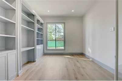 7908 Westwood Drive, Houston, TX 77055 - Photo 5