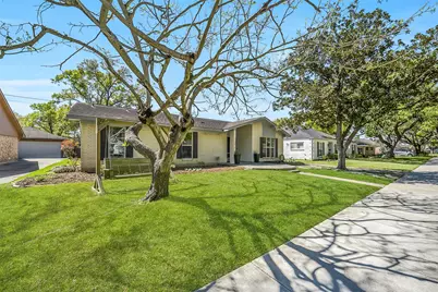 6215 Queensloch Drive, Houston, TX 77096 - Photo 41