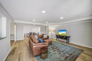 6215 Queensloch Dr, Houston, TX 77096 - Photo 5