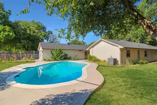 7862 La Verdura Dr, Dallas, TX 75248 - Photo 25