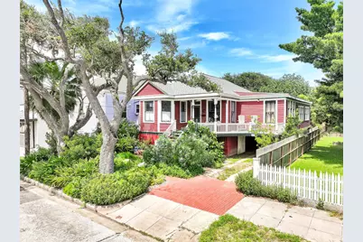 1518 21st Avenue, Galveston, TX 77550 - Photo 1